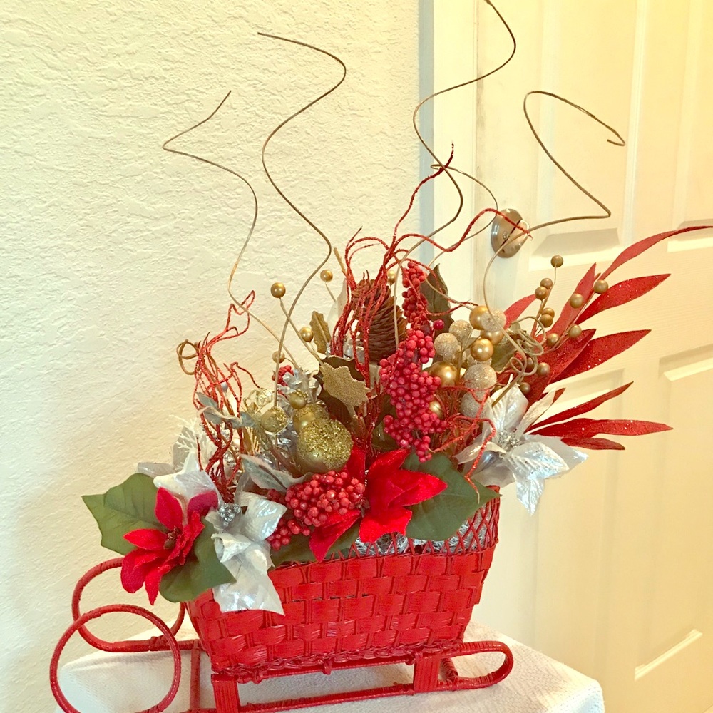 Christmas Floral Sleigh